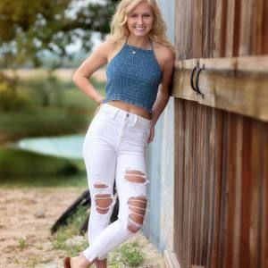 Meet your Posher, Maddie